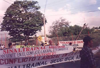 marcia contro la Coca Cola